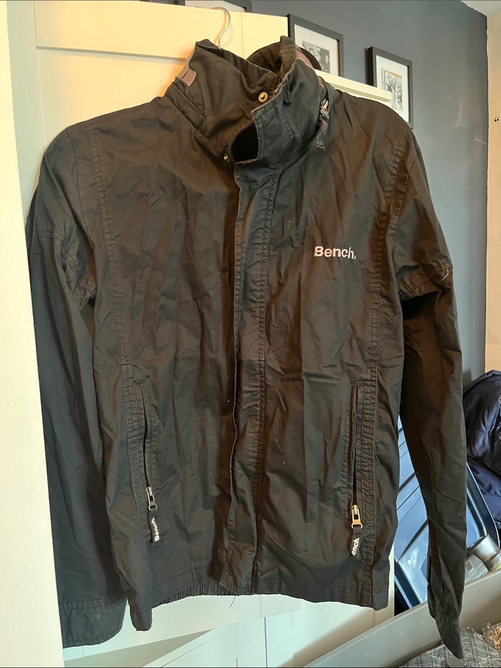 Hooded Bench Black Lightweight Windbreaker Jacket